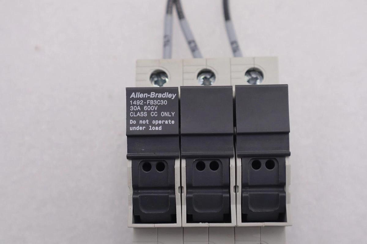 Used ALLEN-BRADLEY 1492-FB3C30 SERIES B 30A 600V CLASS CC FUSE HOLDER STOCK #K-579A