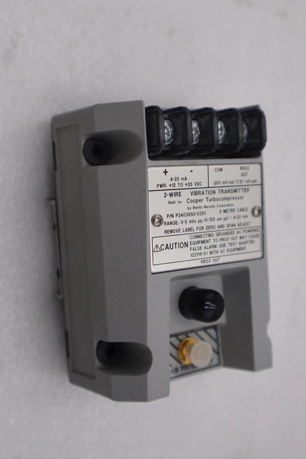 NEW OPEN BOX BENTLY NEVADA P3403893-0351 2 Wire Vibration Transmitter STK H86A