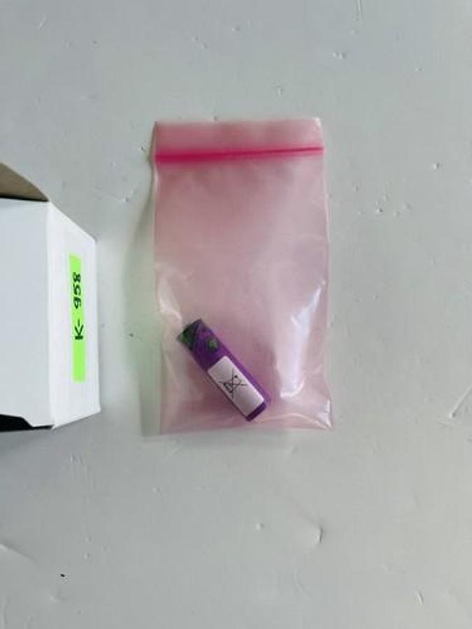 Used ALLEN BRADLEY 1770-XY 3.6V NSMP #K-911/956/958/959