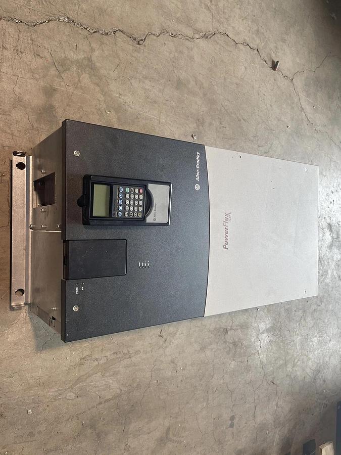 Used Allen Bradley 20BR180A0QYNAND0 SERIES B POWERFLEX 700 DRIVE VFD 150 HP S-153