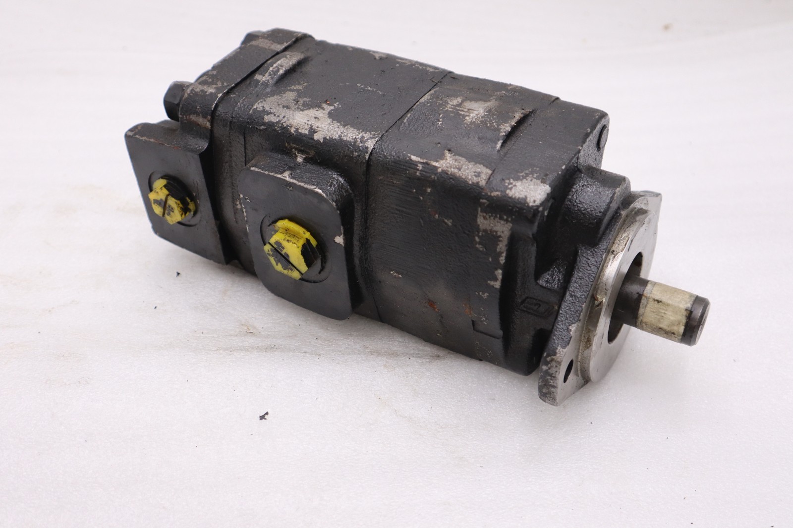 Used 3269121137 Parker Commercial Intertech Gear Pump STOCK H1836