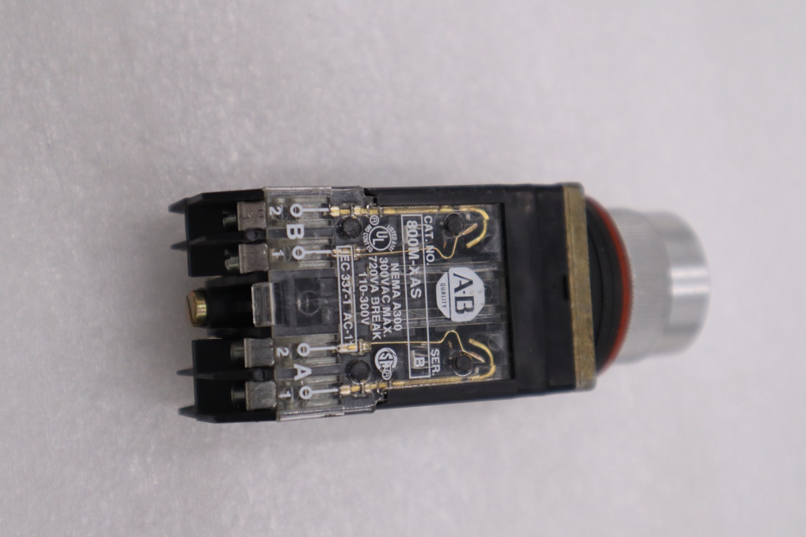 Used Allen-Bradley 800MR-JX4B Ser. A Small Round 3 Position Switch STOCK H1241A