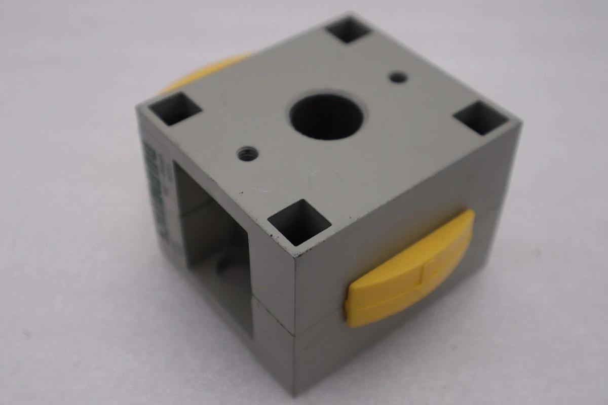 Numatics VS32-04 Pneumatic Shut Off Lock Out Valve VS3204 NEW STOCK H1185A