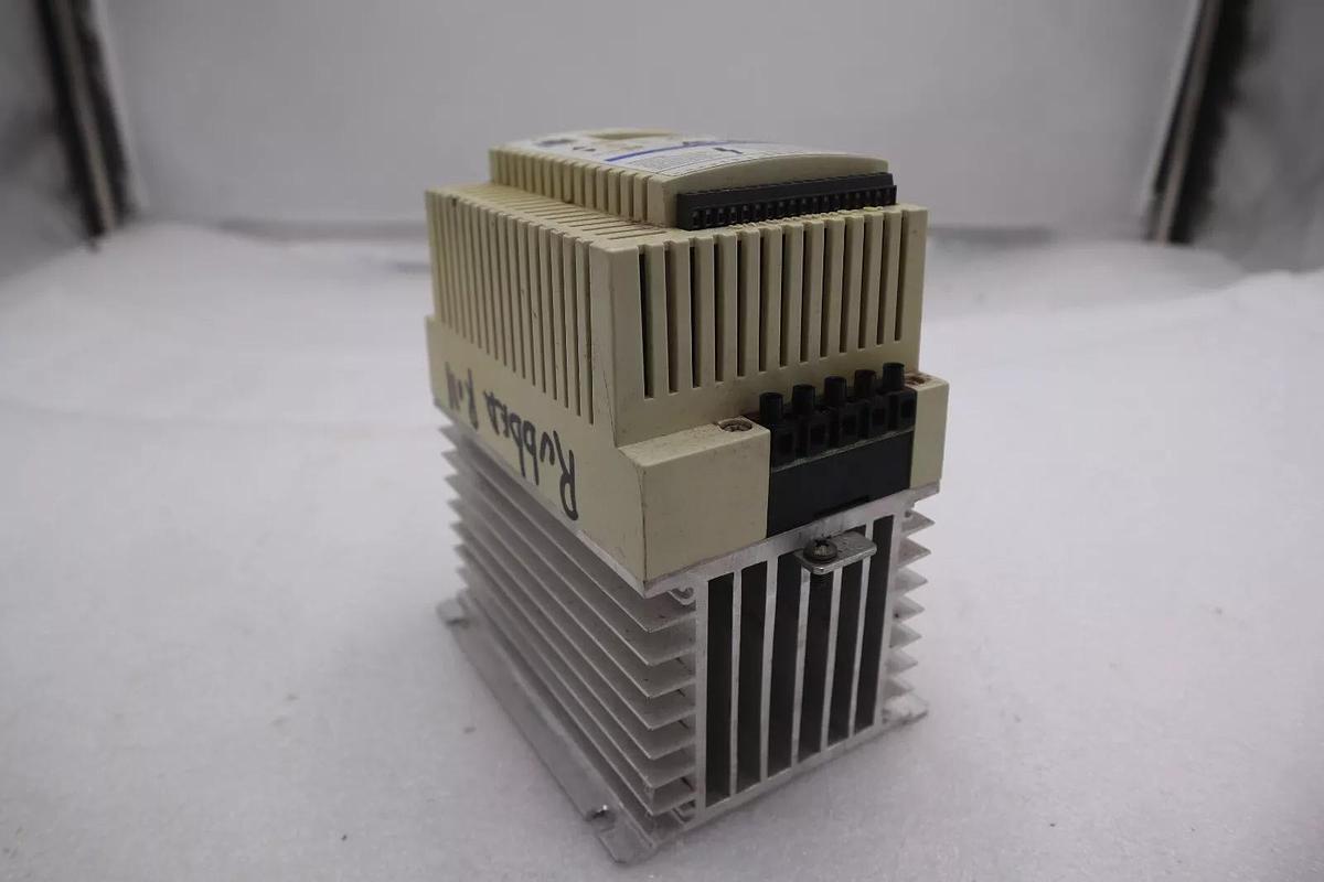 Used Lenze AC Tech TF420 SCM Series Variable Speed Motor Drive 2 HP STOCK 4345