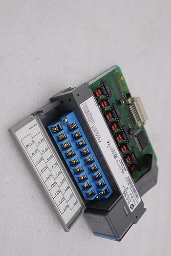 NEW OPEN BOX Allen-Bradley 1746-OB16 SLC 500 PLC Output Module AB STK K-94-D 662468067058