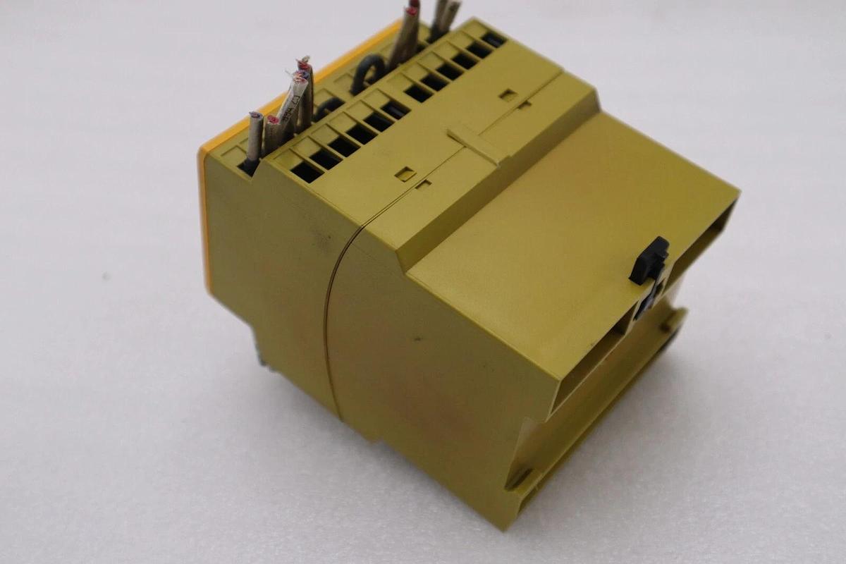 Used PILZ PNOZ XV2.1 SAFETY CONTROL RELAY STOCK 3419-D