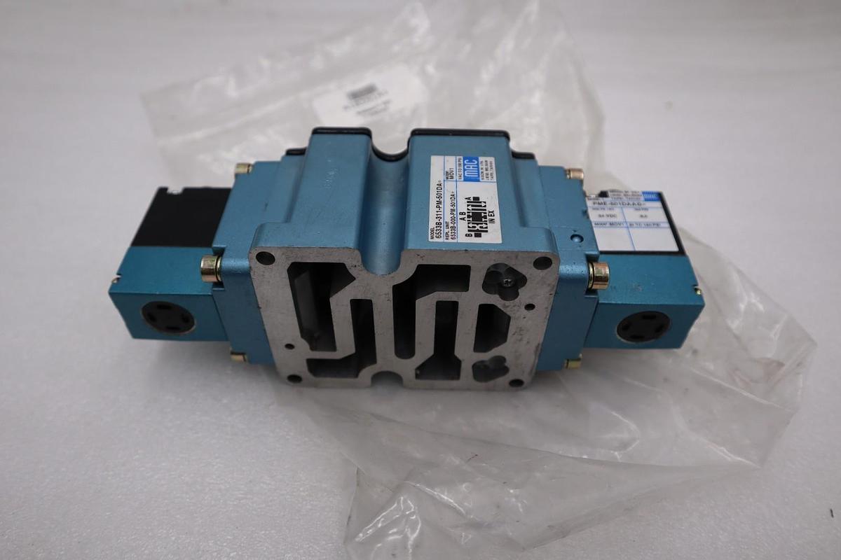 NEW Mac Valve 6533B-311-PM-501DA 4/3-way Closed Center STK H1461