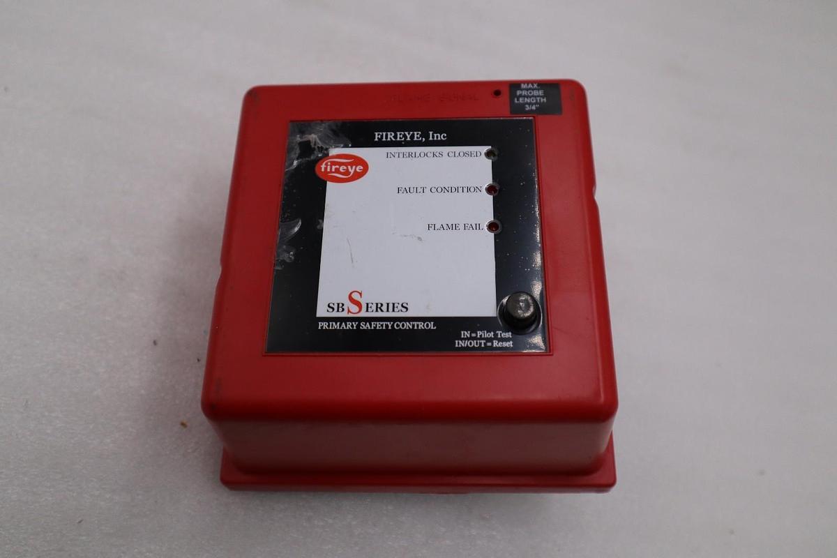 Used NEW Fireye SB560233AA Flame Rod 120VAC 5/10TFI No Purge STOCK H733A