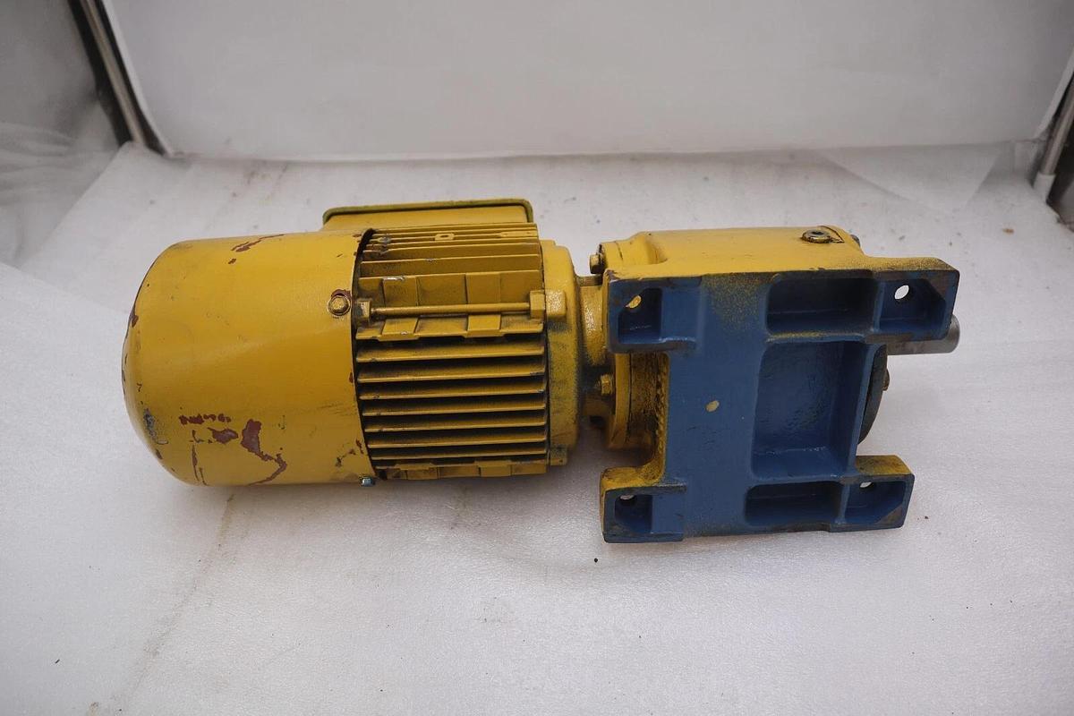Used SEW EURODRIVE DFT17C4BM605HR MOTOR #M-41