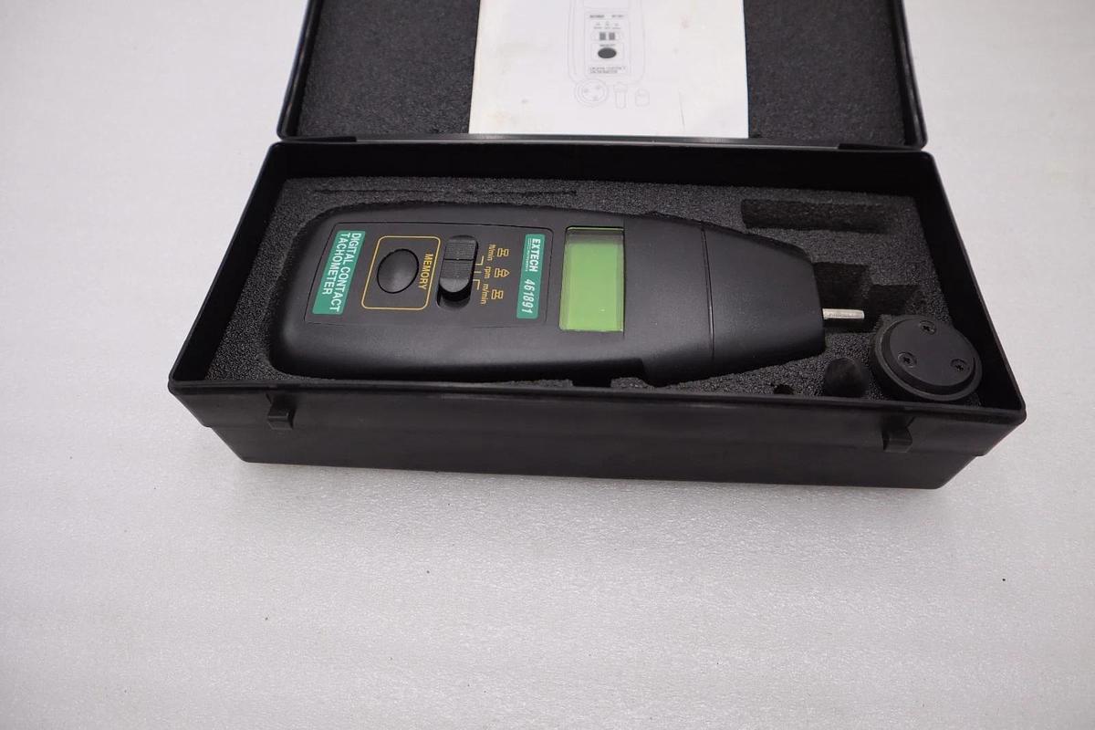 Used NEW EXTECH 461891 Tachometer +/-0.05% RPM Acc LCD STOCK H1141