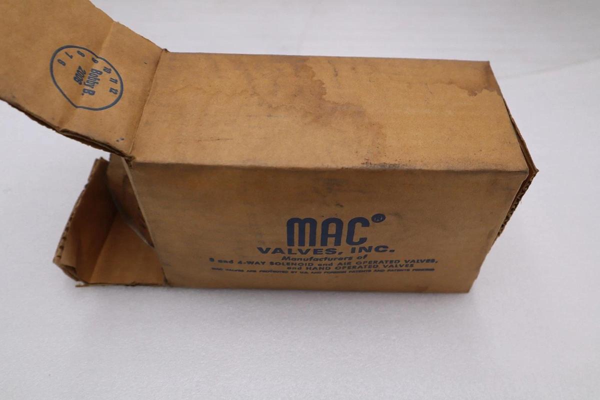 Used MAC 82A-AA-BKD-TM-DDFP-1DA 24VDC 150PSI - STOCK GF259A