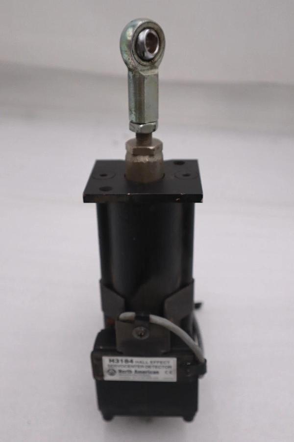 Used NORTH AMERICAN H5530D-2N-0307 SERIAL NO 1253F3 W/ MCG STOCK 1280-A