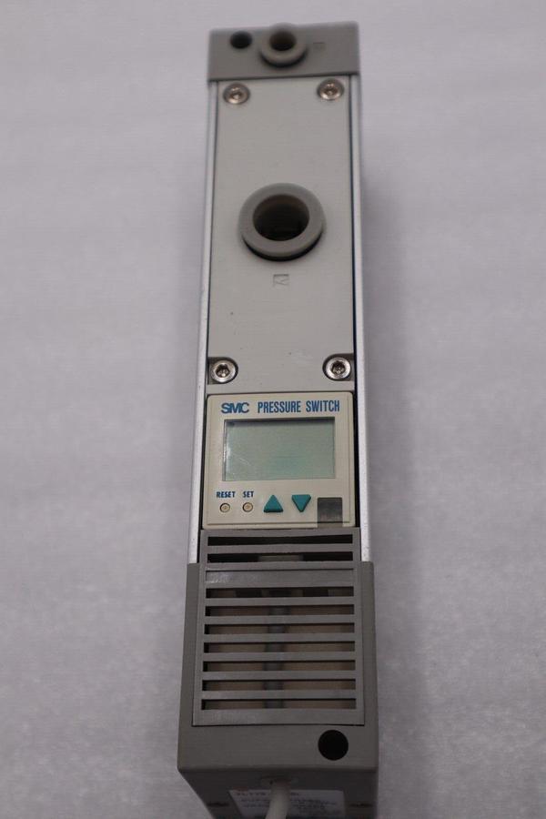 Used SMC ZL112-E65L ZL112E65L Multistage Ejector NEW OPEN BOX STOCK L-503-C