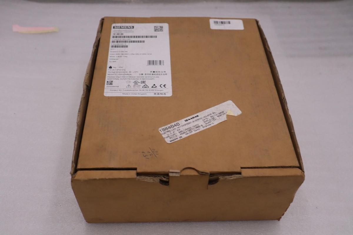 NEW IN BOX Siemens 6SL3210-1KE21-3UF1/ 6SL32101KE213UF1 DRIVE SINAMICS STOCK H11