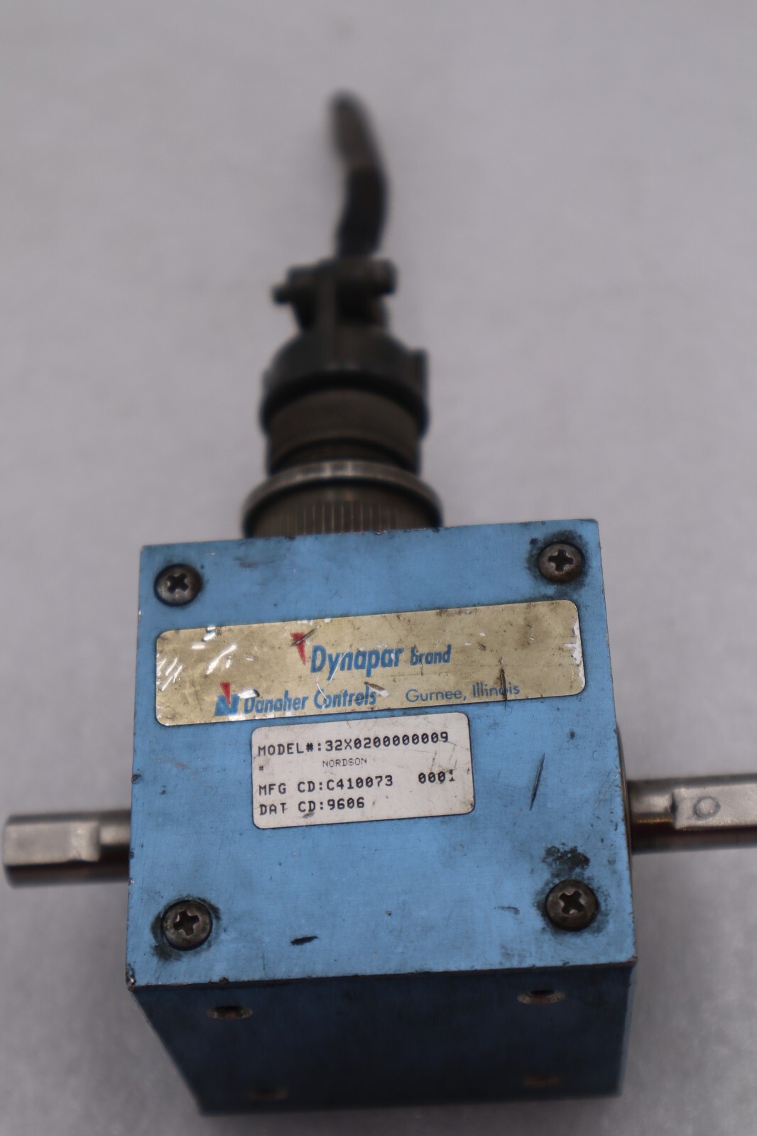 Used DYNAPAR 32X0200000009 ROTARY ENCODER STOCK #K-2394