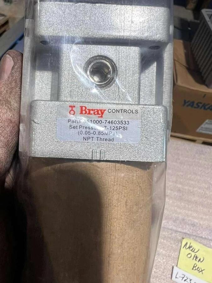 NEW OPEN BOX BRAY CONTROLS 551000-74603533 FILTER REGULATOR STK L723CC