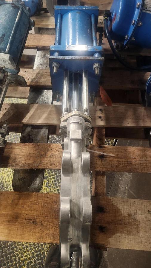 Used TRUELINE CY06X07R PALF9NX3CK9 VALVE PNUEMATIC STOCK PF - 210