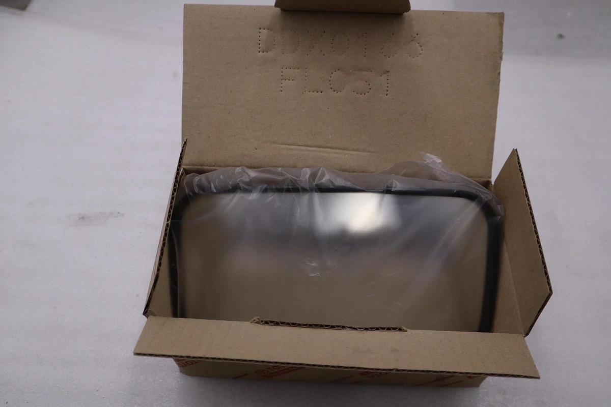SET OF 2 - Toyota Forklift Mirror 58720-26600-71 - NEW IN BOX - STOCK 3841CC