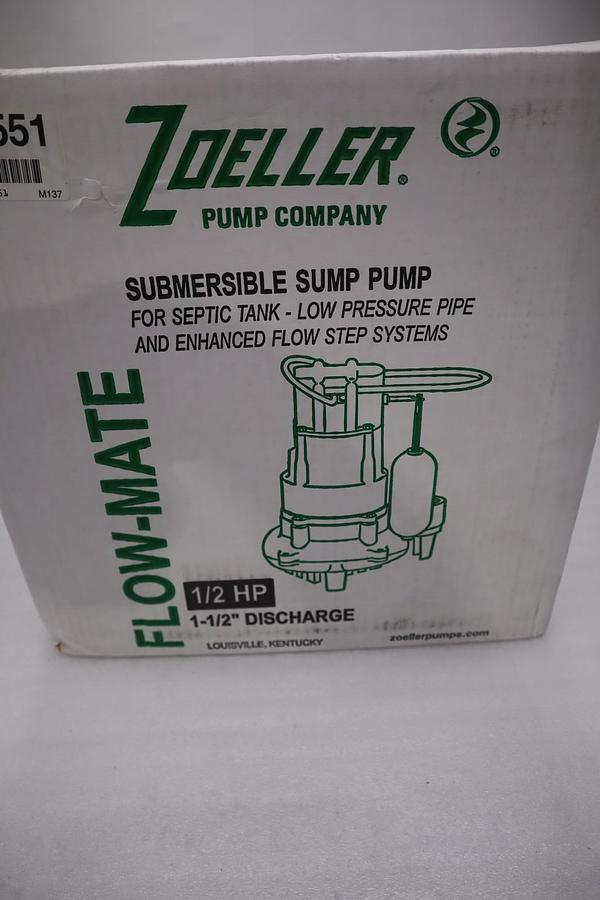 Zoeller M137-E 2P551 1/2 HP Cast Iron Submersible Pump NEW IN BOX STOCK HP-185