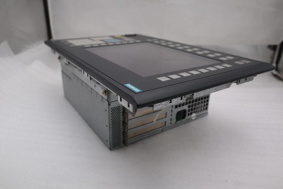 Used Siemens SINUMERIK 6FC5210-0DF24-2AA0 PCU 70 1,2GHz STOCK 1382C