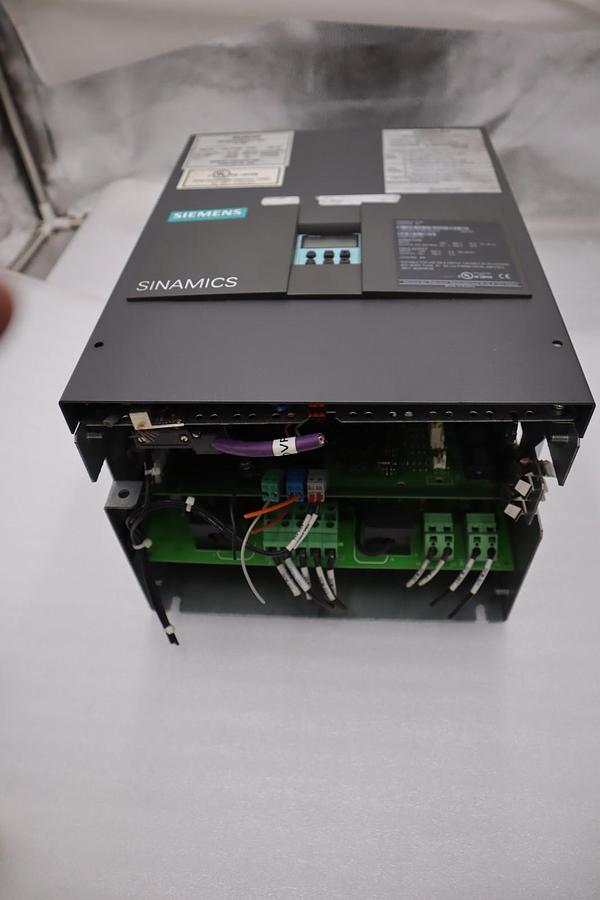 Used SIEMENS 6RA8018-2FV62-0AA0 DRIVE SINAMICS DCM 30A 480V - STOCK 5120CC