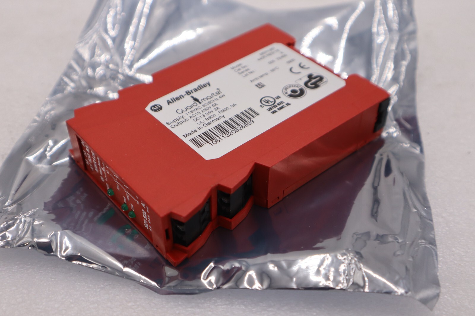 Used Allen-Bradley 440R-N23116 Guardmaster Minotaur Safety Relay MSR126T NEW #H546A
