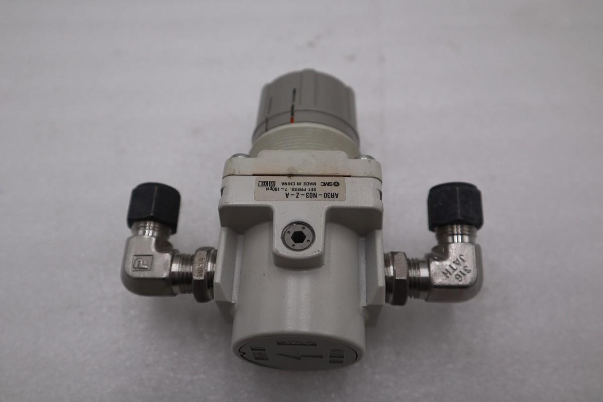 Used NEW OPEN BOX SMC AR30-N03-Z-A REGULATOR STOCK H1470A