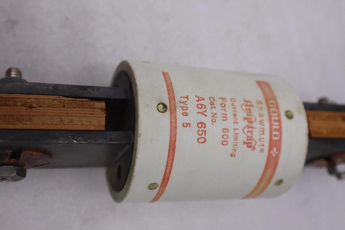 Used SHAWMUT A6Y6505/ A6Y650-5 DC FUSE 500V 650A A6Y TYPE 5 - STOCK 5802A