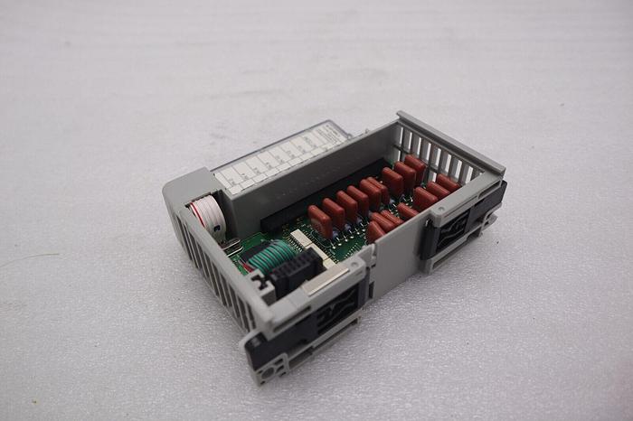 New 1769-IA16 1769IA16 SER A CompactLogix 16 Pt 120VAC Module STOCK B-1431