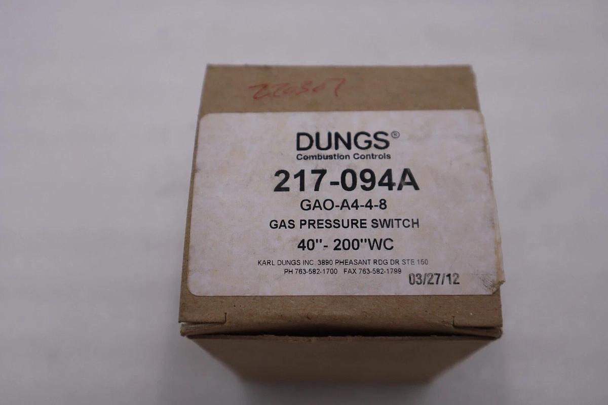 Used DUNGS GAS PRESSURE SWITCH 217-094A NEW IN BOX STOCK H653A