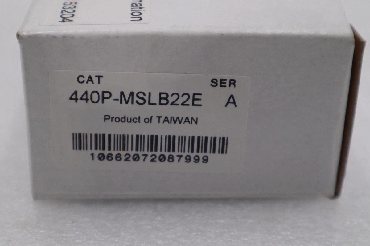 NEW OPEN BOX AB Allen Bradley 440P-MSLB22E Ser. A GuardMaster Limit Switch G640A