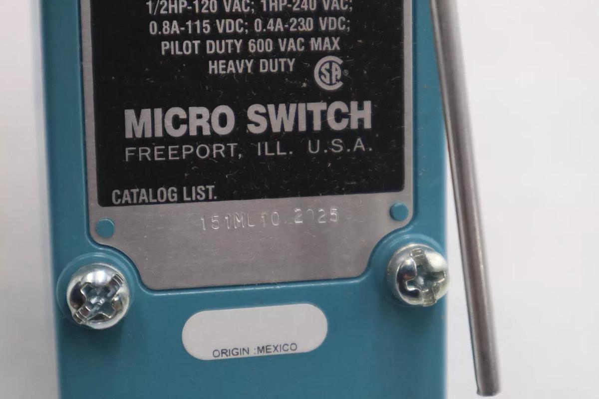 Honeywell Limit Switch 151ML10 Side Rotary w/Rod NEW UNIT STOCK G15A