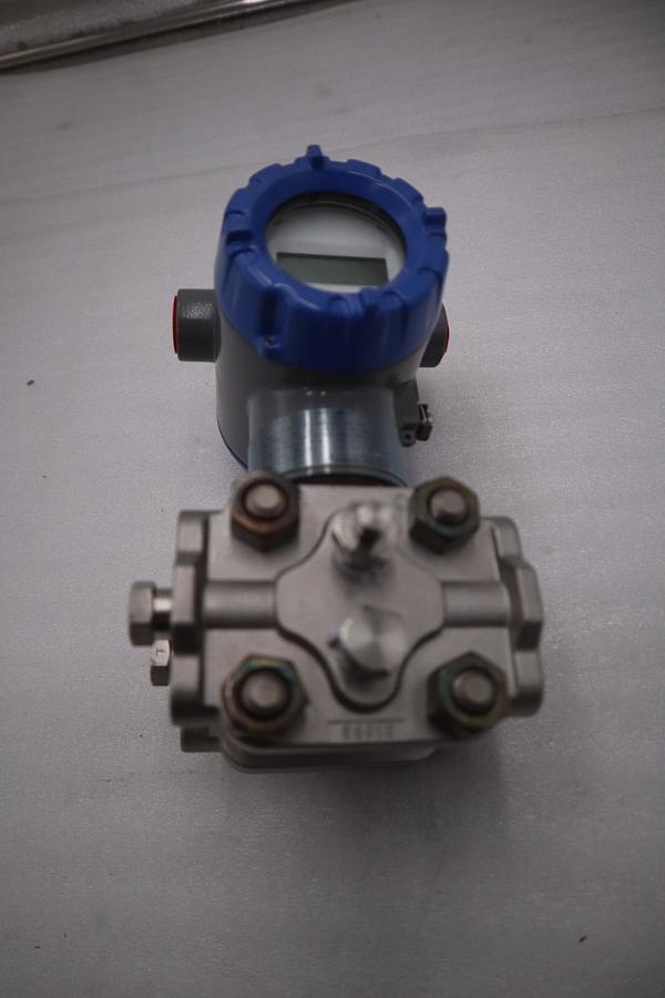 Used HONEYWELL STD820-E1HN6AS-1-A-CDC-11S-A-20A6-00-0000 / STD820 TRANSMITTER G382A