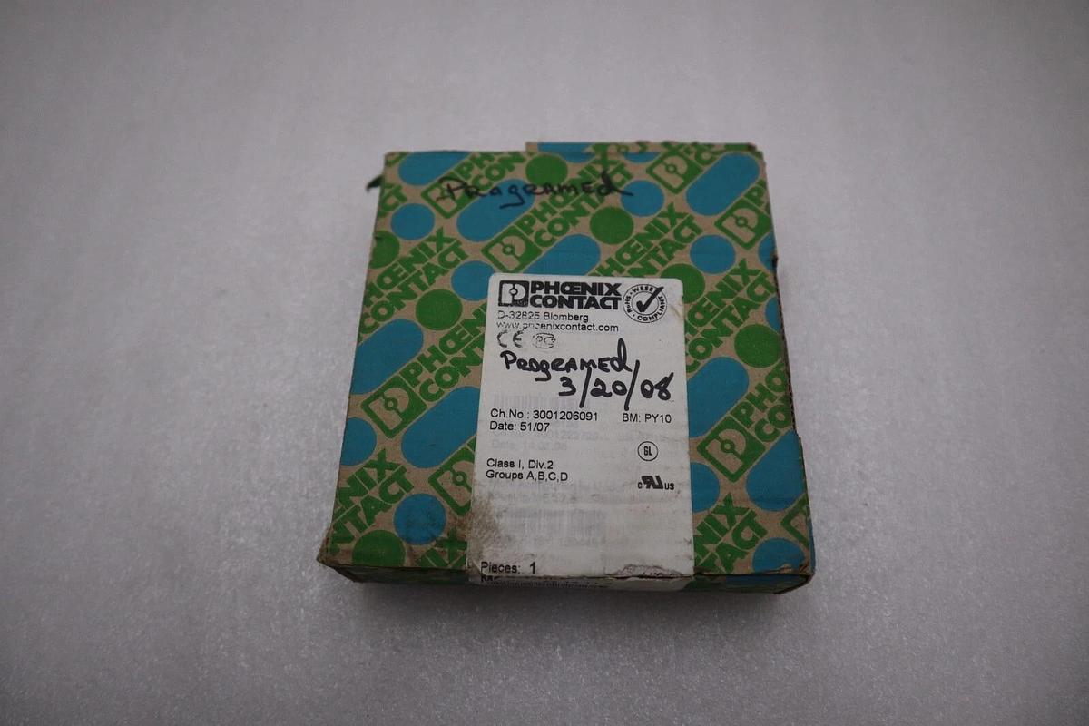 Used NEW IN BOX PHOENIX CONTACT MCR-T-UI-E TRANSDUCER MODULE STOCK H277A
