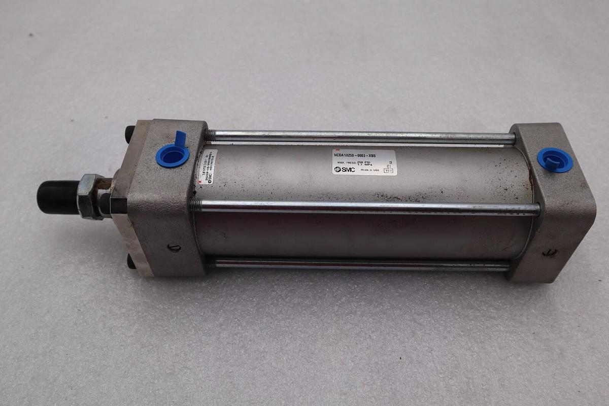 Used SMC NCDA1B250-0600-XB5 CYLINDER #2696-A