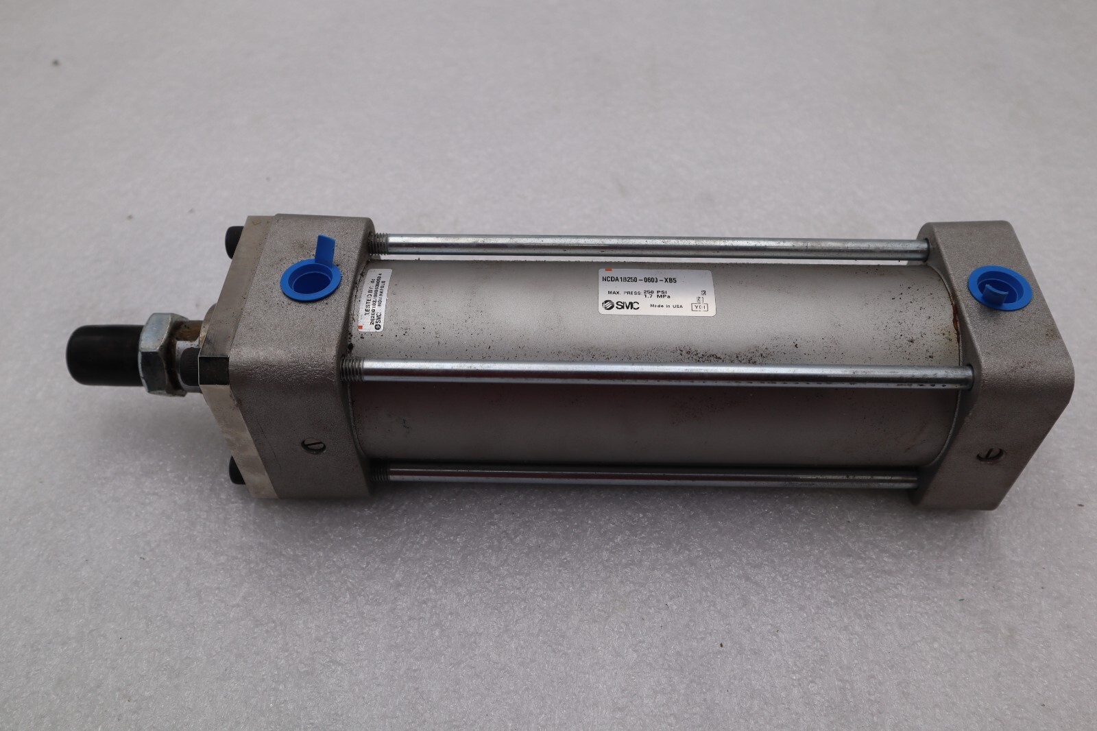 Used SMC NCDA1B250-0600-XB5 CYLINDER #2696-A