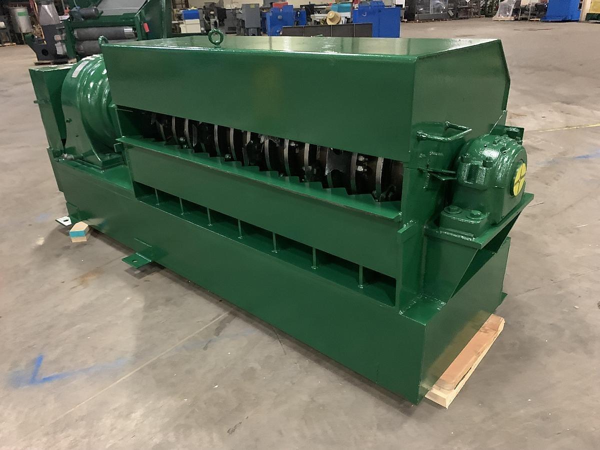 Used 60" WIDE MAREN PINCH BELT CONVEYOR SHREDDER 50 HP BOX FLATTENING SHREDDER