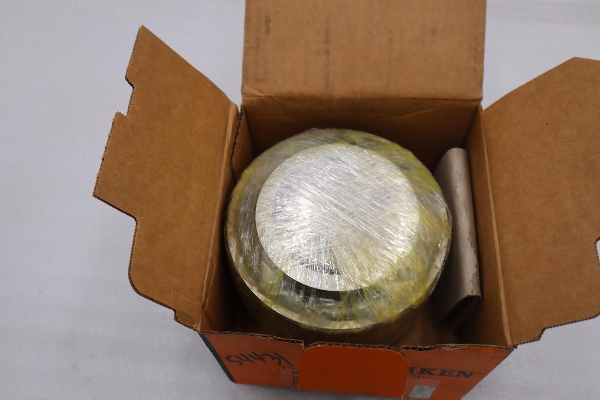 Used NEW OPEN BOX 643 TIMKEN 643-90027 BEARING STK CC157