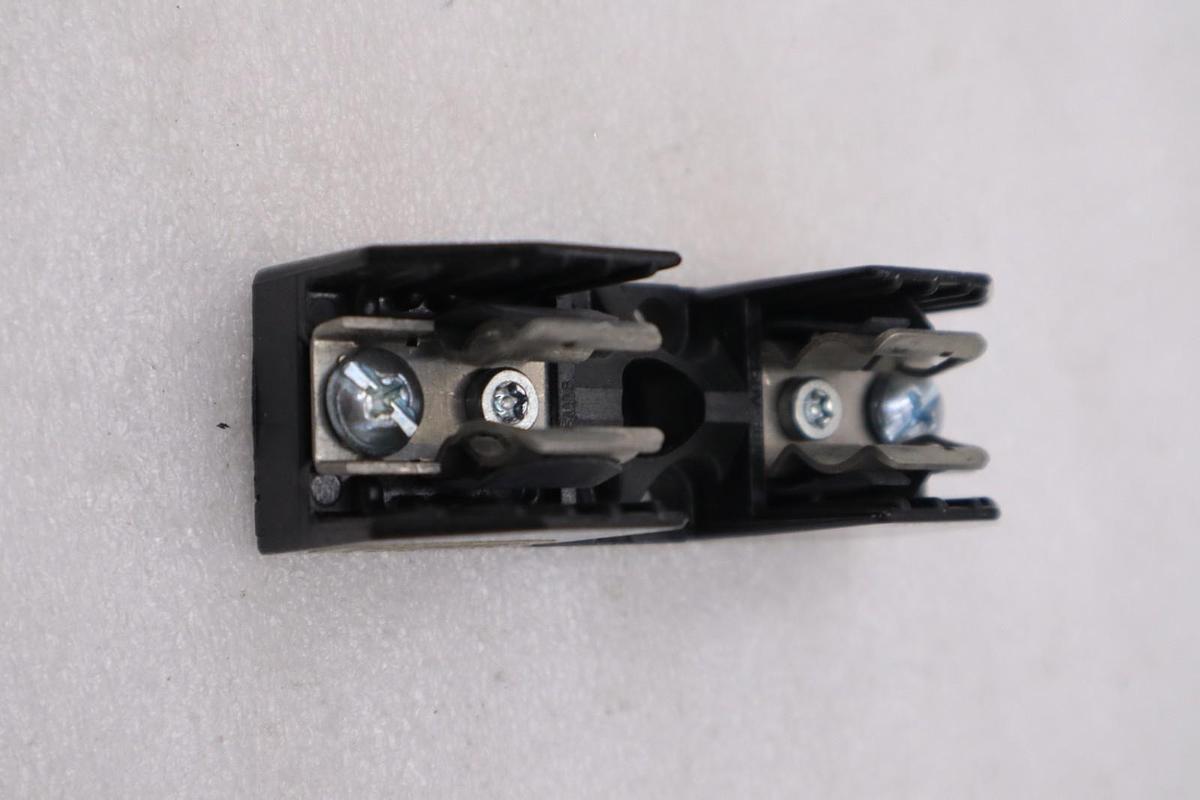 Used LOT OF 6 - EATON CORPORATION R25030-1SR FUSE HOLDER STOCK H605A