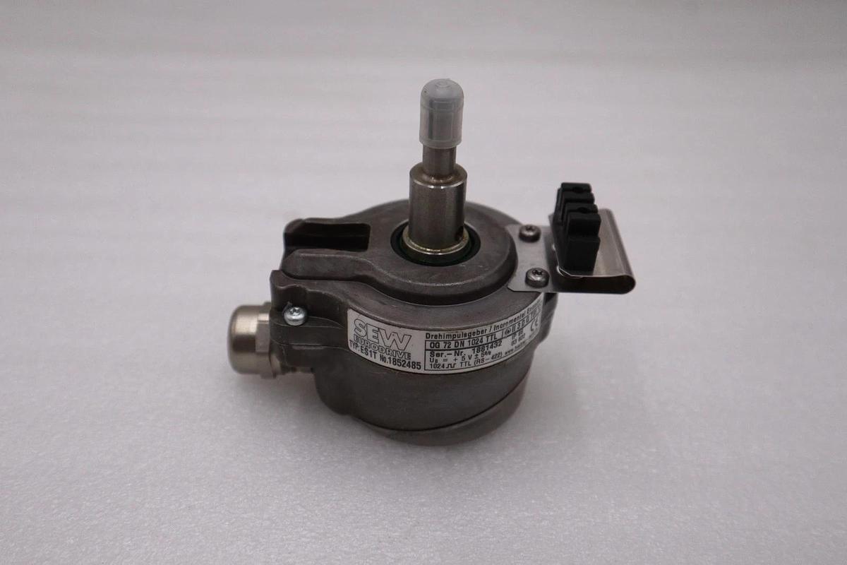 SEW-EURODRIVE 1852485 Incremental Encoder 0G 72 DN 1024 TTL NEW STOCK H1411A