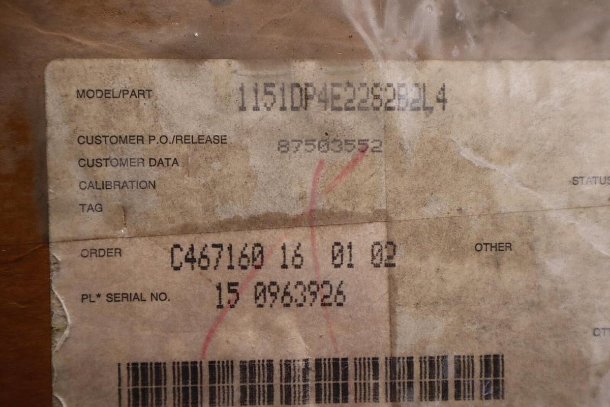 Rosemount 1151DP Diffeterntial Pressure Transmitter 1151dp4e22s2b2l4 Stock 1512