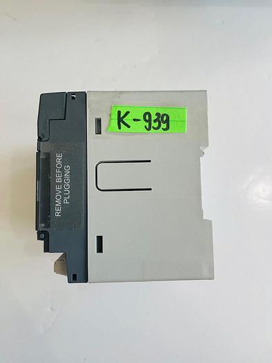 Used ABB 07KR51-Y3.9 230VAC PLC Central Unit wtih CS31 BUS #K-939