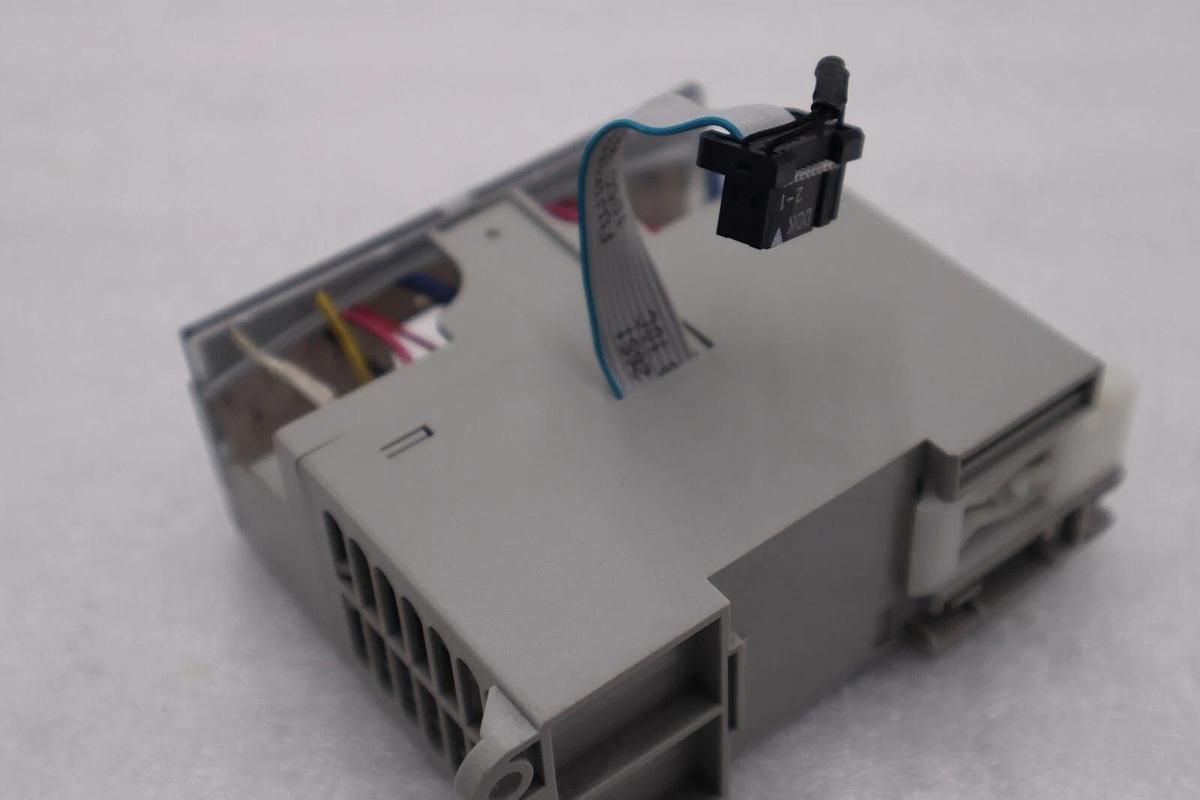 Used ALLEN BRADLEY 1762-IQ16 SER B MicroLogix 24VDC Input Module STOCK L-487C