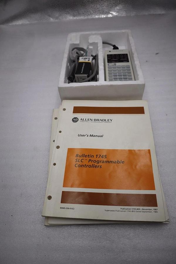 NEW ALLEN BRADLEY 1745-PT1 HAND HELD PROGRAMMER SER.A STOCK 1408CC
