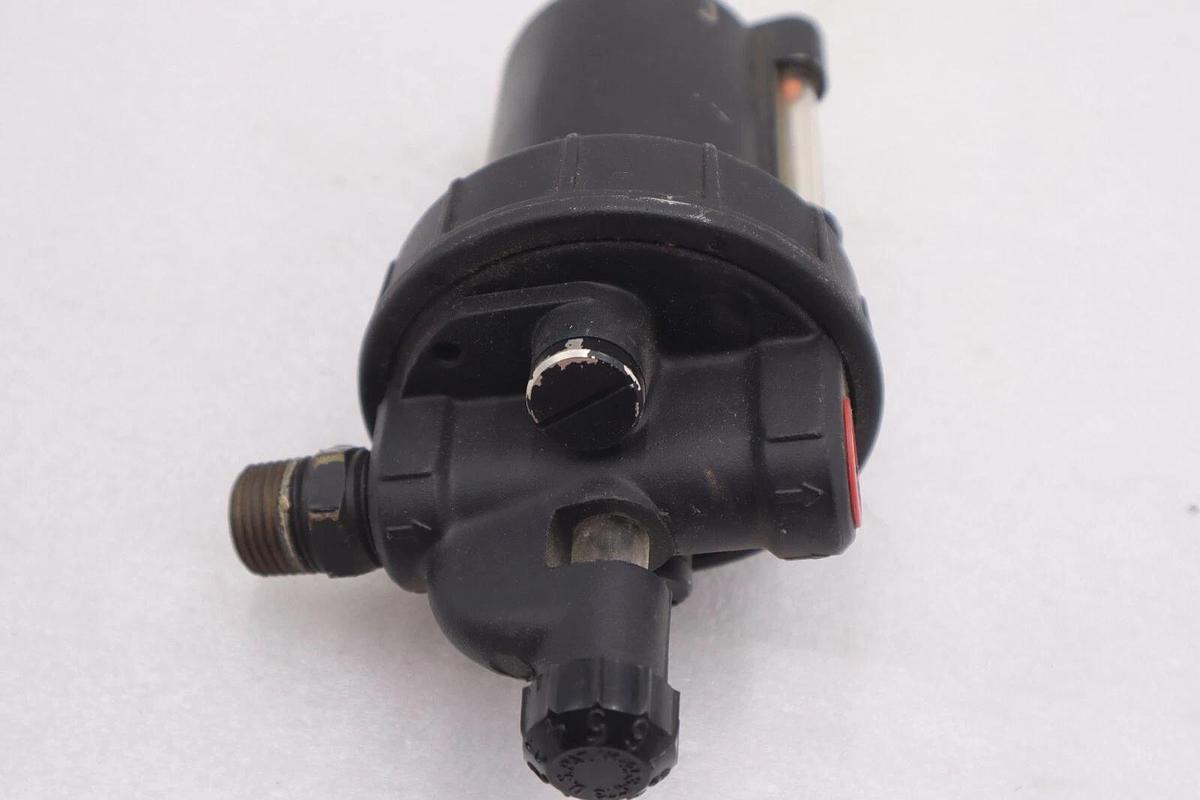 Used Watts Fludair L606-04W M9 Lubricator 250 PSI Serial 9612 New Open Box #3685