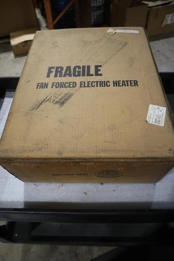 Used BERKO FRA4027 4000/3000W 277/240V WALL HTR - STOCK 1390CC
