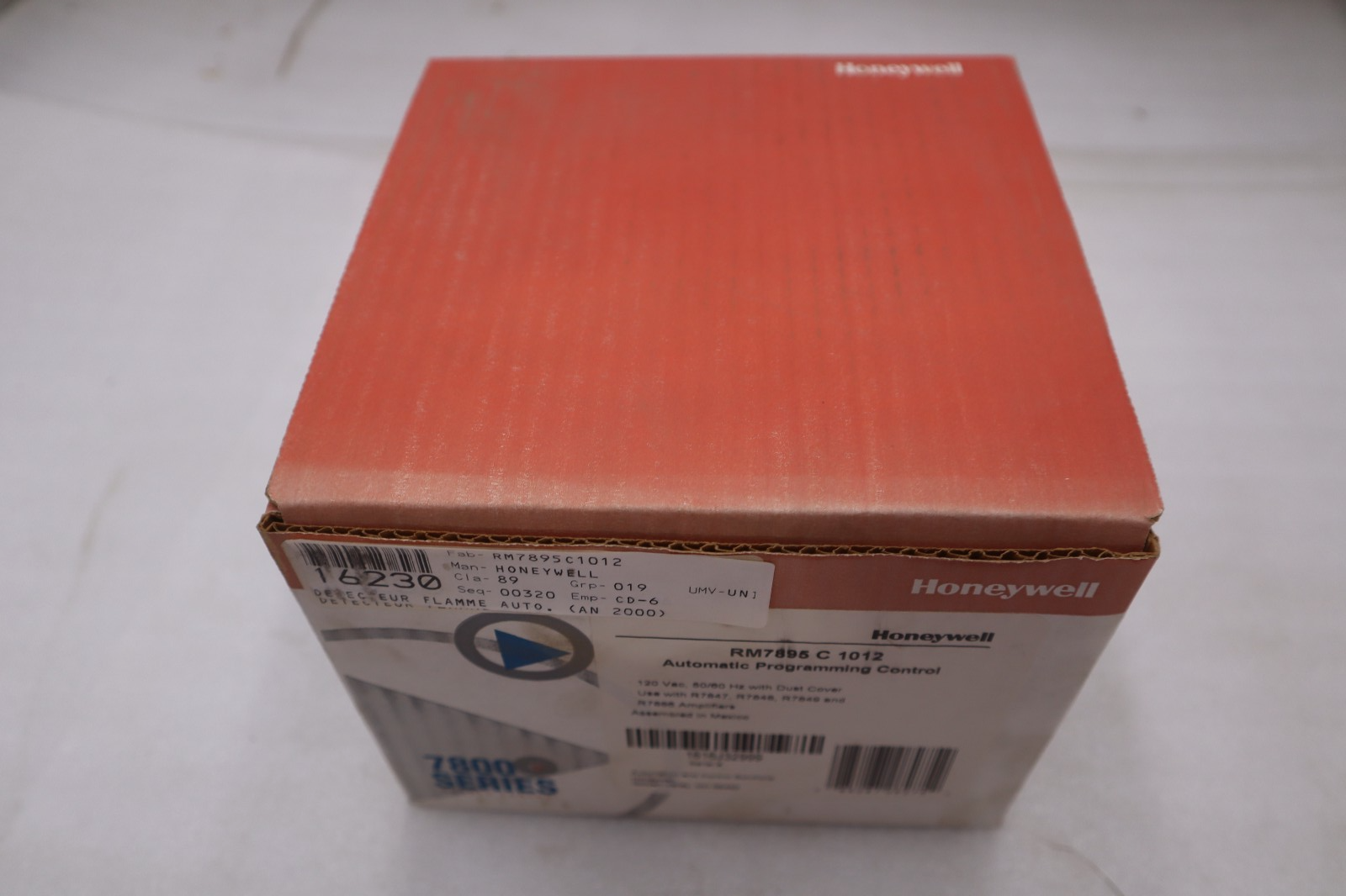 Used New OPEN BOX Honeywell RM7895C1012 RM7895 C 1012 Burner Control STK GF1037