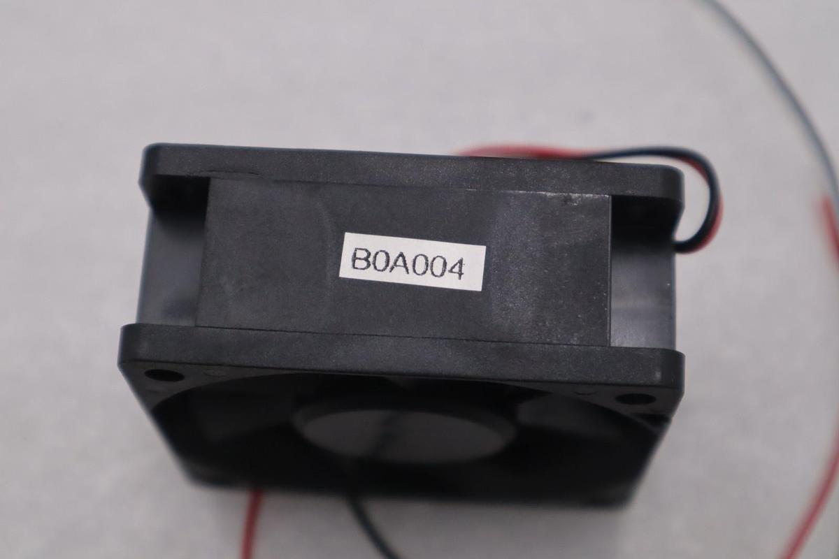 Dayton 6KD71B Fan Axial 19.3 CFM 24 V - NEW NO BOX - STOCK H1660A
