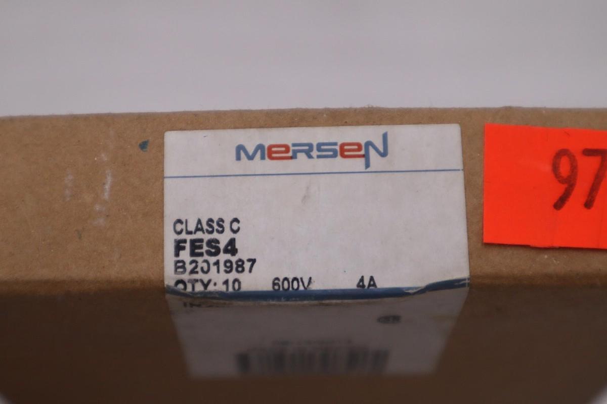 BOX OF 10 - FES4 Mersen Fuse 600V 4A Blade Mount 200kA IR - STOCK K1652A