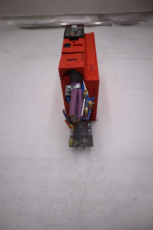 Used SEW Eurodrive MC07B0005-5A3-4-S0 MOVITRAC B STOCK H-799C